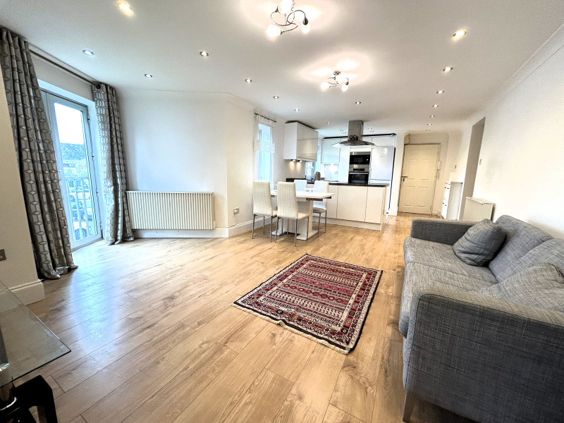 Ridgemont Cl, Oxford, Oxfordshire, 3 Bedrooms Bedrooms, ,1 BathroomBathrooms,Apartment,For Rent,Ridgemont Cl,1,1096