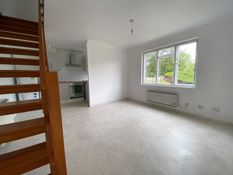 Meadow Way, Yarnton, Oxfordshire, 1 Room Rooms,1 BathroomBathrooms,House,For Rent,1059