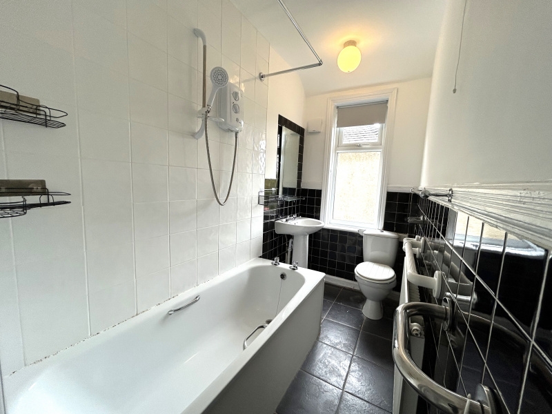 York Rd, Oxford, Oxfordshire, 3 Rooms Rooms,2 BathroomsBathrooms,House,For Rent,York Rd,1063