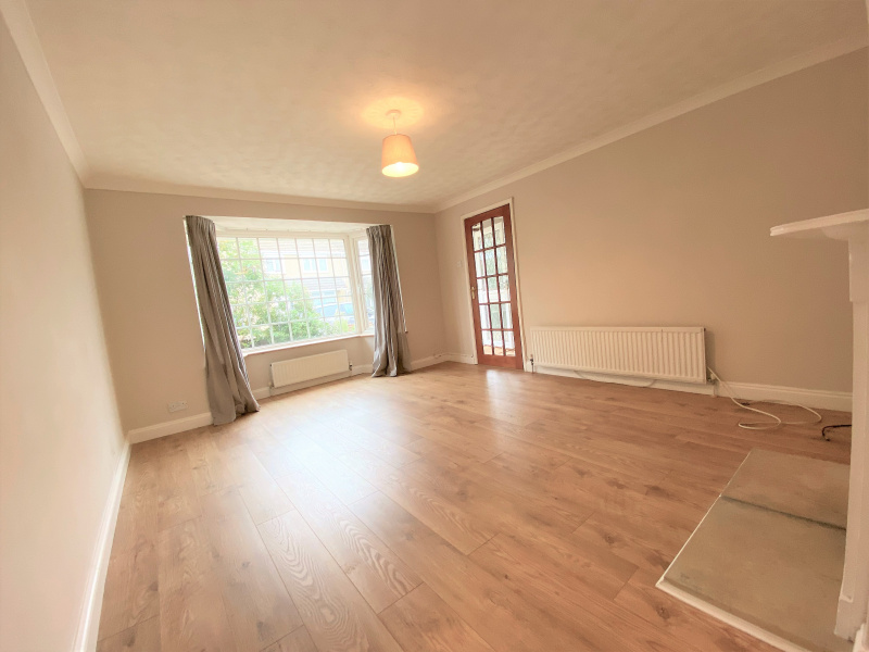 Edinburgh Dr, Kidlington, Oxfordshire, 3 Rooms Rooms,1 BathroomBathrooms,House,For Rent,Edinburgh Dr,1068