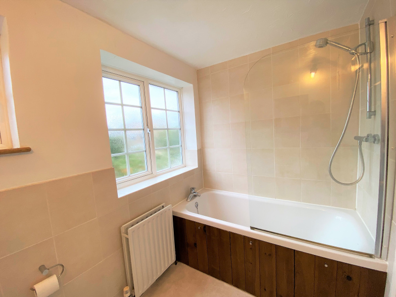 Edinburgh Dr, Kidlington, Oxfordshire, 3 Rooms Rooms,1 BathroomBathrooms,House,For Rent,Edinburgh Dr,1068