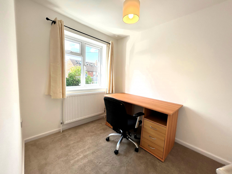 St Leonards Road, Oxford, Oxfordshire, 3 Rooms Rooms,1 BathroomBathrooms,House,For Rent,St Leonards Road,1083