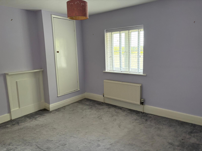 Ermin St, St Mary, Berkshire, 2 Rooms Rooms,1 BathroomBathrooms,House,For Rent,Ermin St,1082