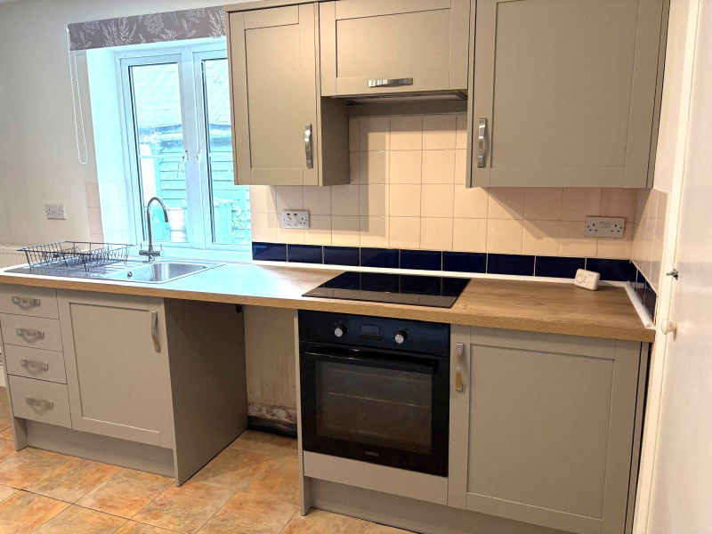 Ermin St, St Mary, Berkshire, 2 Rooms Rooms,1 BathroomBathrooms,House,For Rent,Ermin St,1082