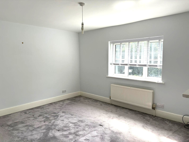Ermin St, St Mary, Berkshire, 2 Rooms Rooms,1 BathroomBathrooms,House,For Rent,Ermin St,1082